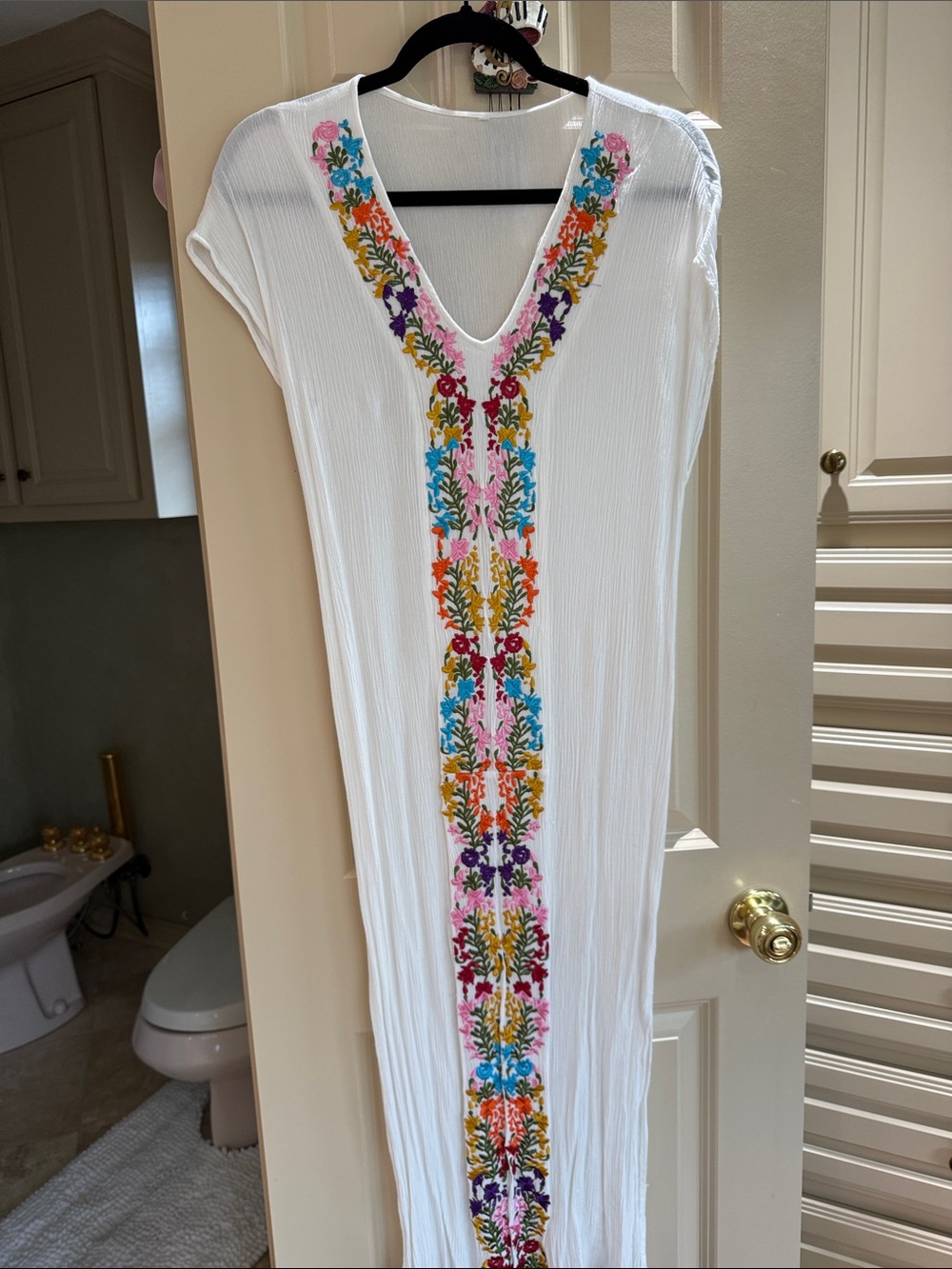 White V-Neck Maxi Dress with Multicolor Embroidered Trim  size XS